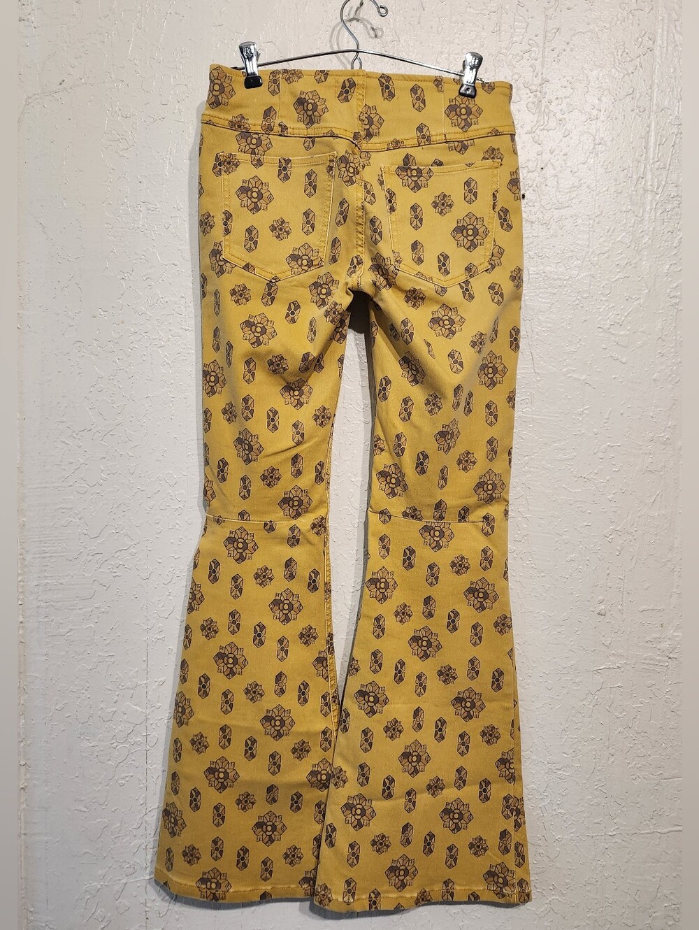 We The Free Penny Pull-On Printed Flare Jeans by Free People Sz 27 - Picture 2 of 5